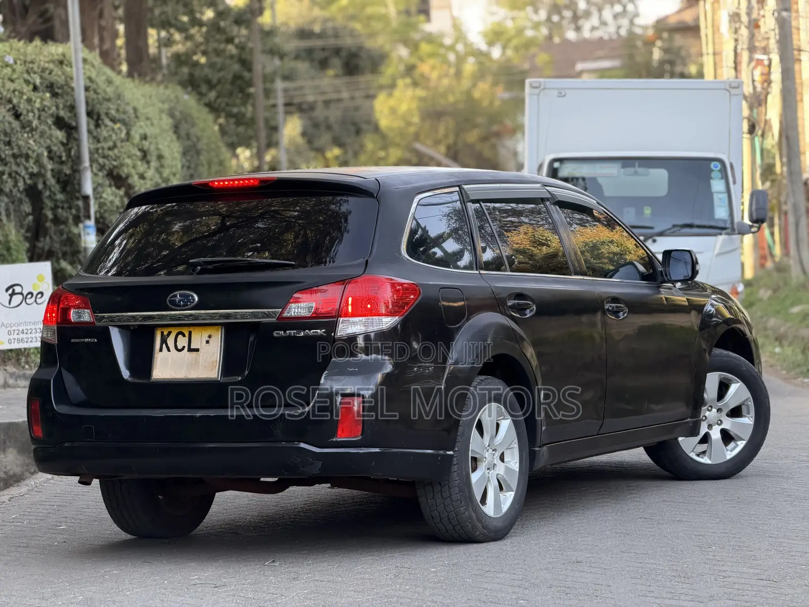 Subaru Outback 2.5i Limited 2010 Black