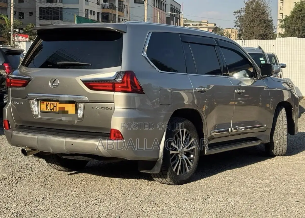 Lexus LX 450d AWD 2015 Gray