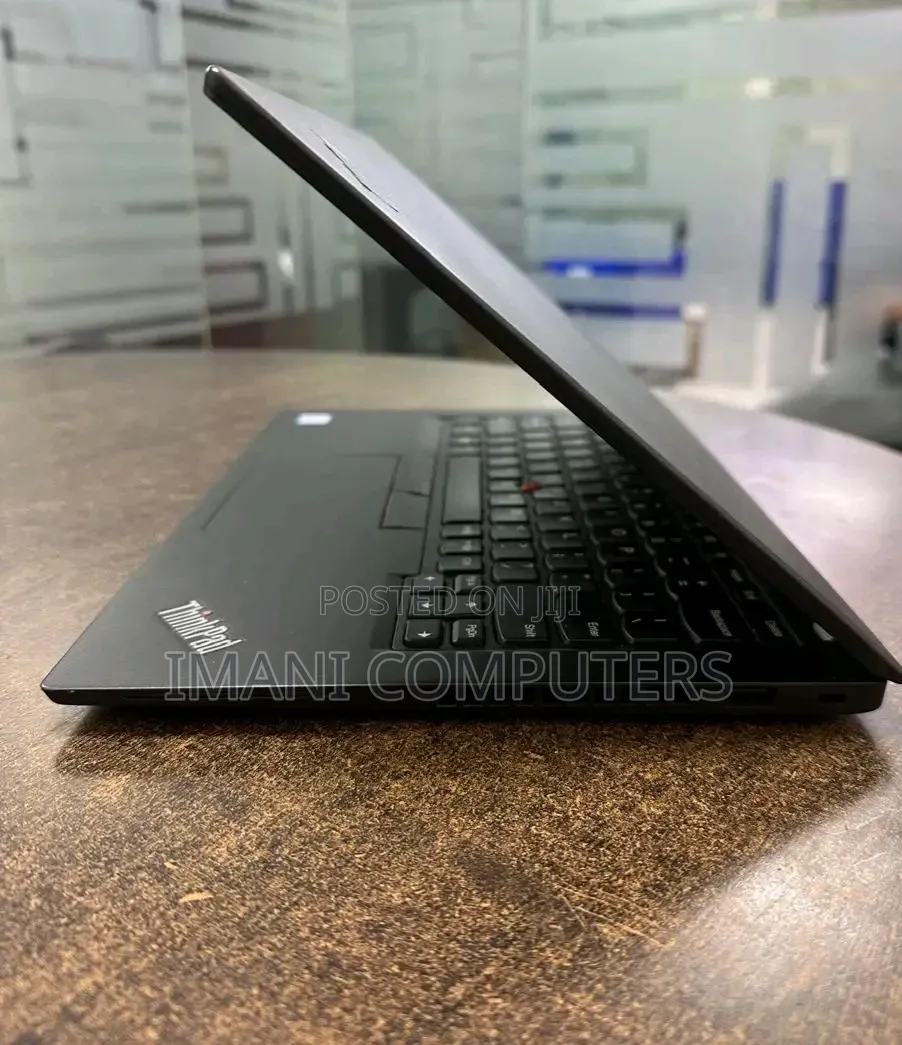 Laptop Lenovo ThinkPad X390 16GB Intel Core i7 SSD 512GB