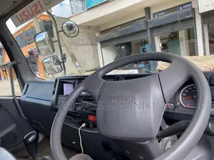 Isuzu Frr90 2025