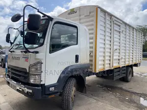 Isuzu Frr90 2025