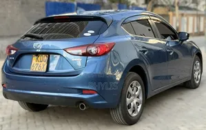 Mazda Axela 2016 Blue