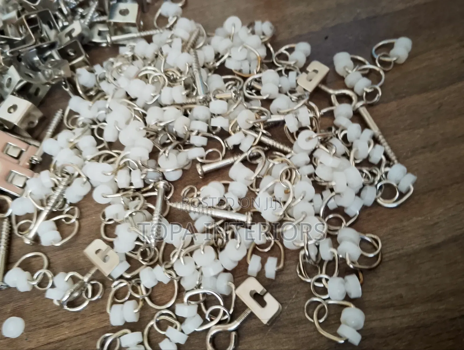 Small Traditional Curtain Rail Runners Fittings Box of 100 Pieces