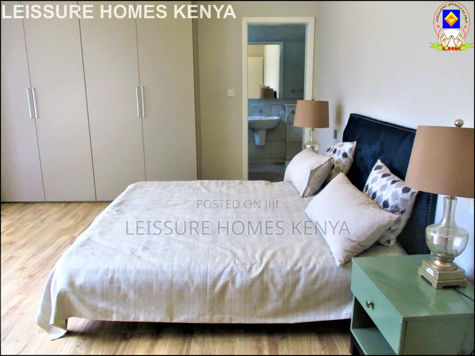4bdrm Duplex in Riverside Drive for sale