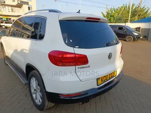 Volkswagen Tiguan 2012 White