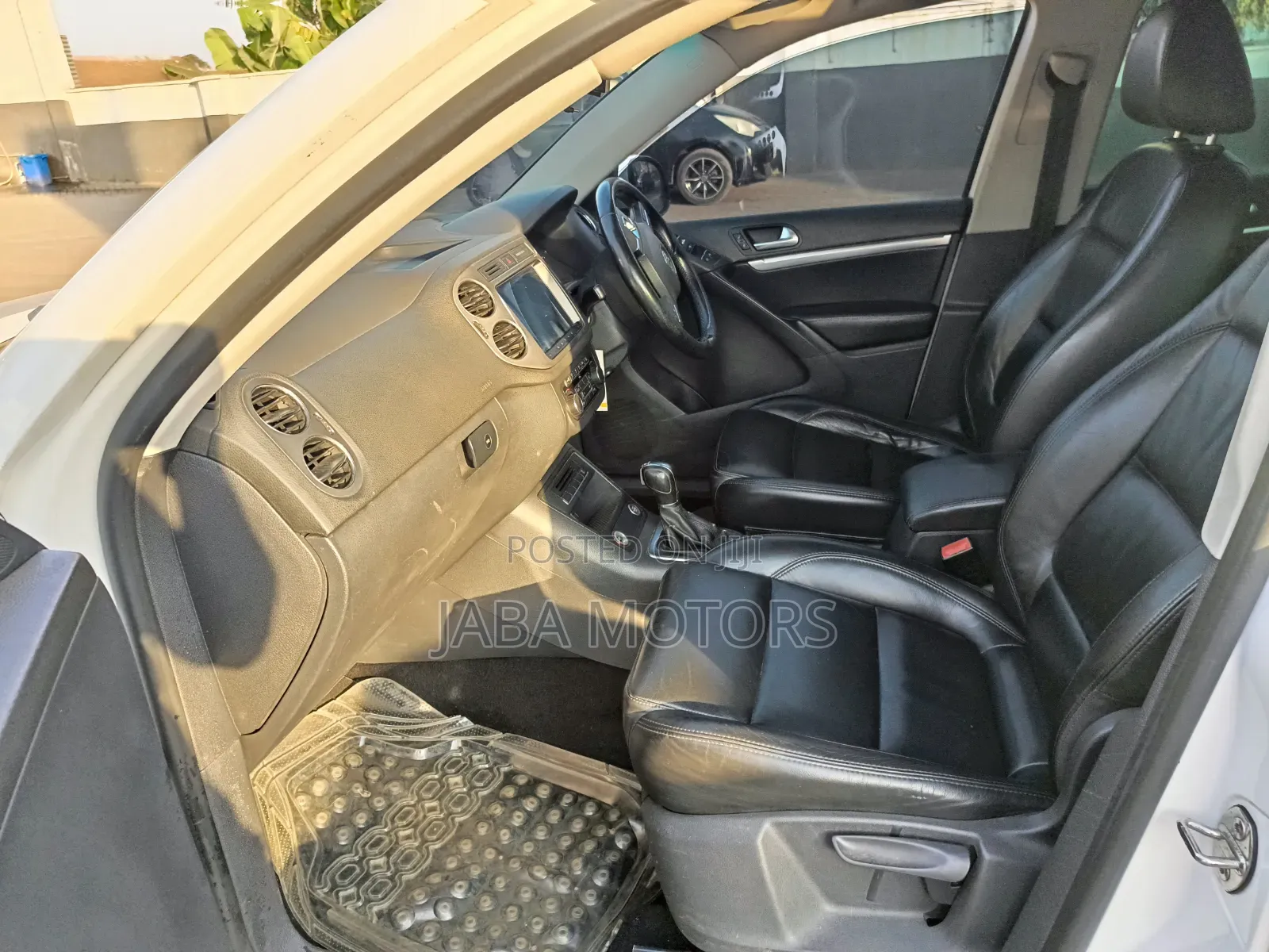 Volkswagen Tiguan 2012 White