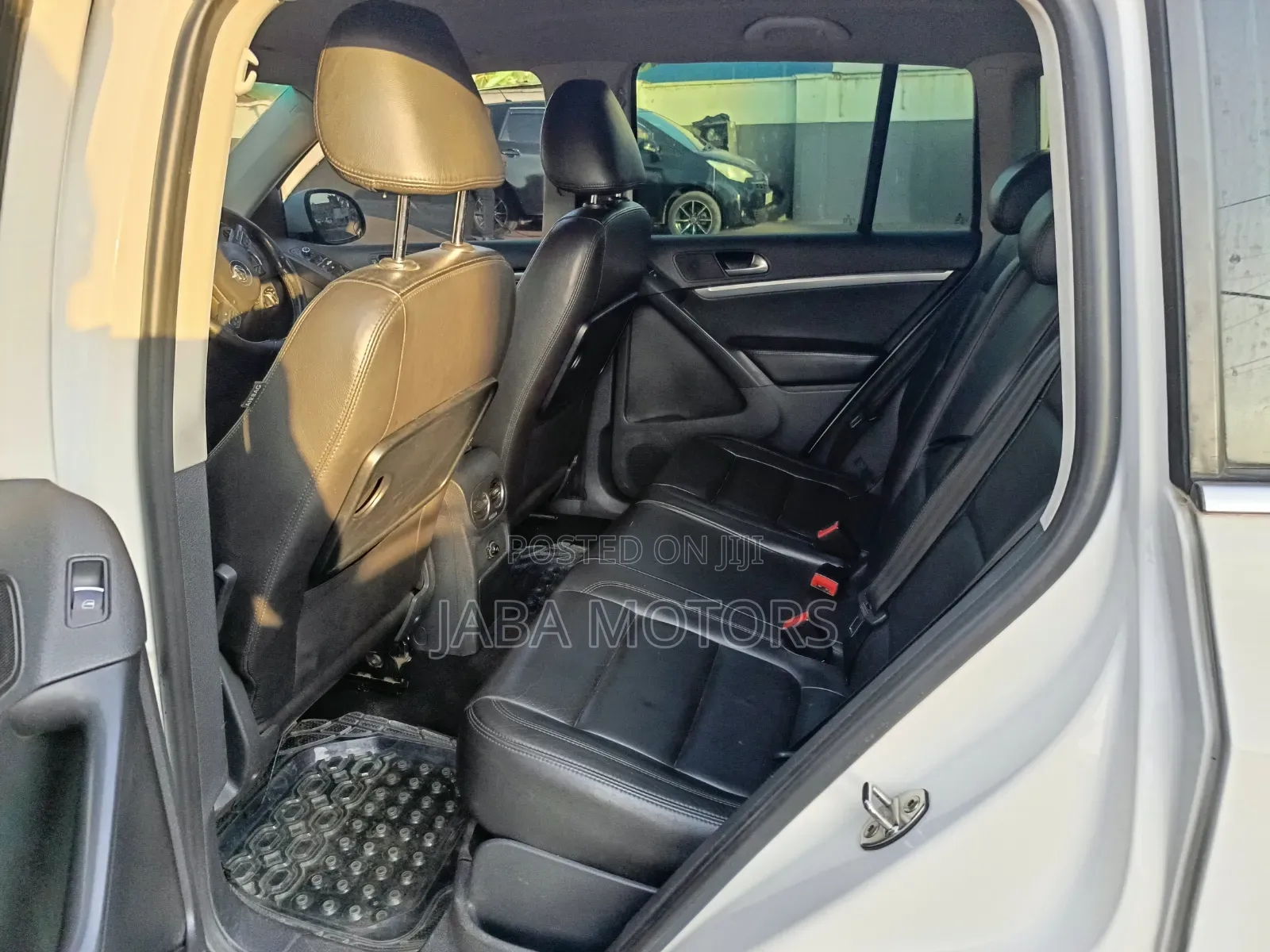 Volkswagen Tiguan 2012 White