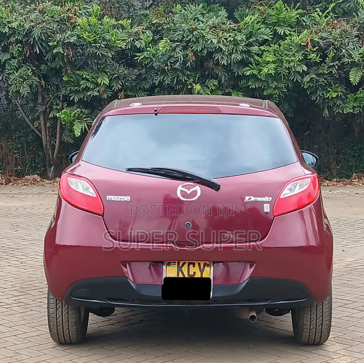 Mazda Demio 2013 Maroon