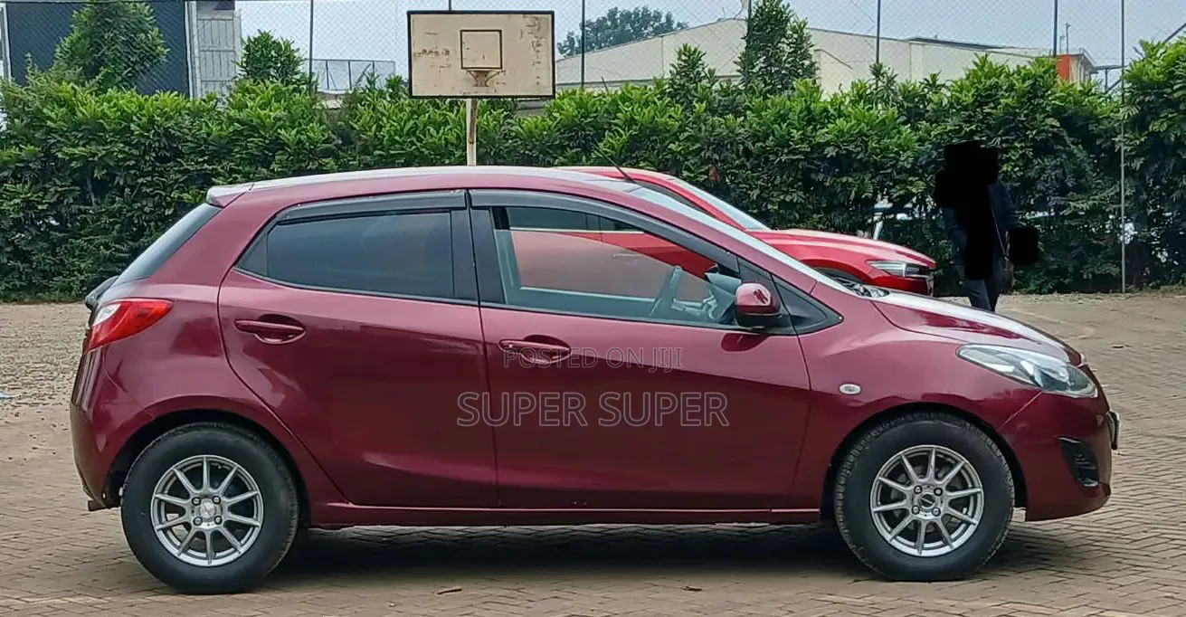 Mazda Demio 2013 Maroon