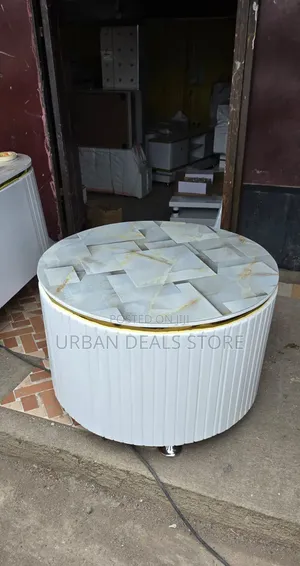 White Executive Modern Round Coffee Table