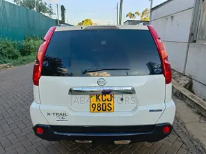 Nissan X-Trail 2009 White