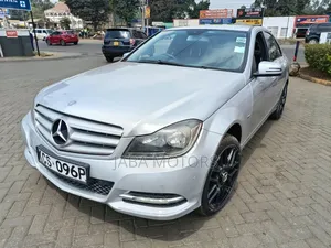 Mercedes-Benz C200 2011 Silver