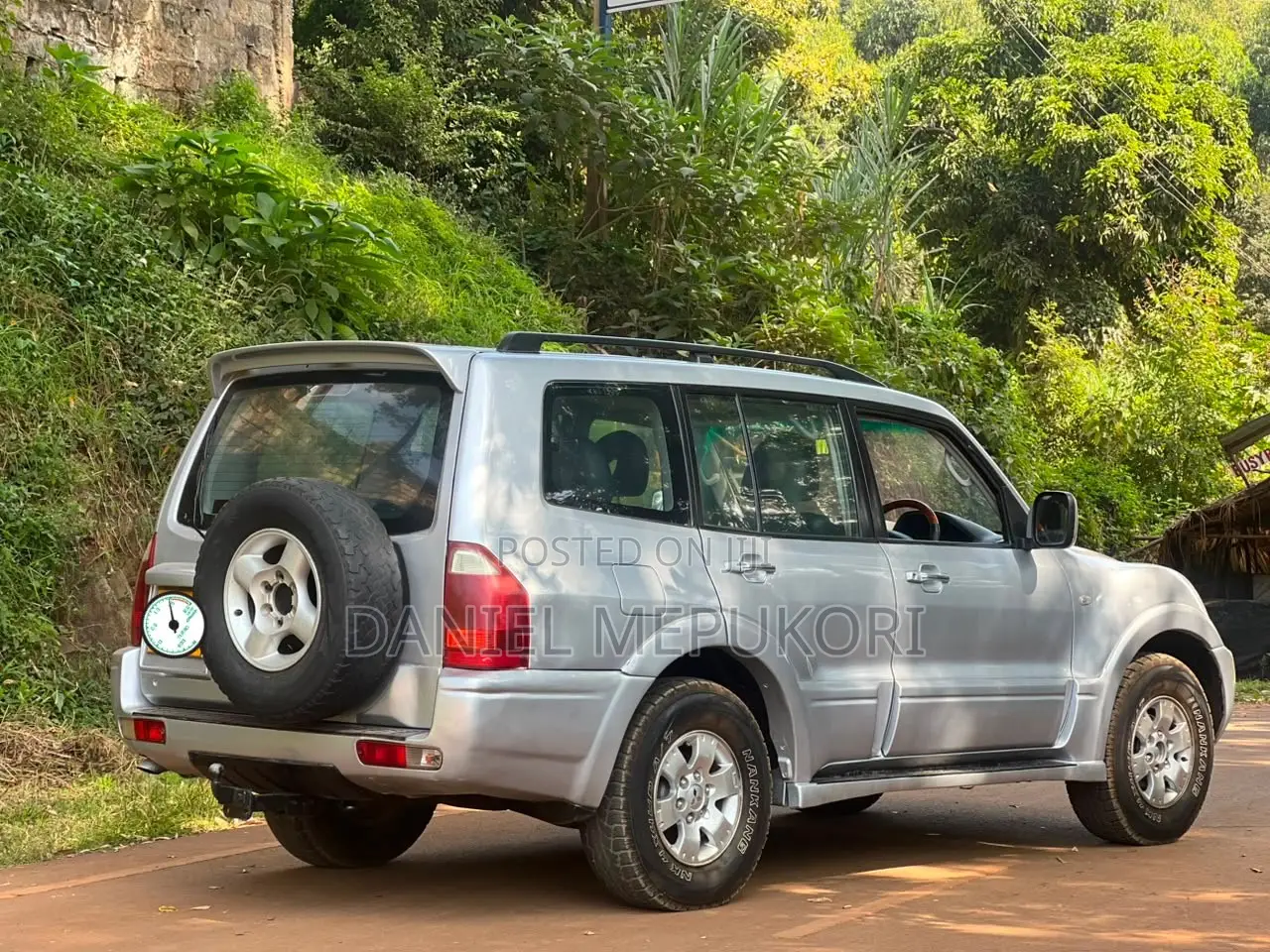 Mitsubishi Pajero 2005 Silver
