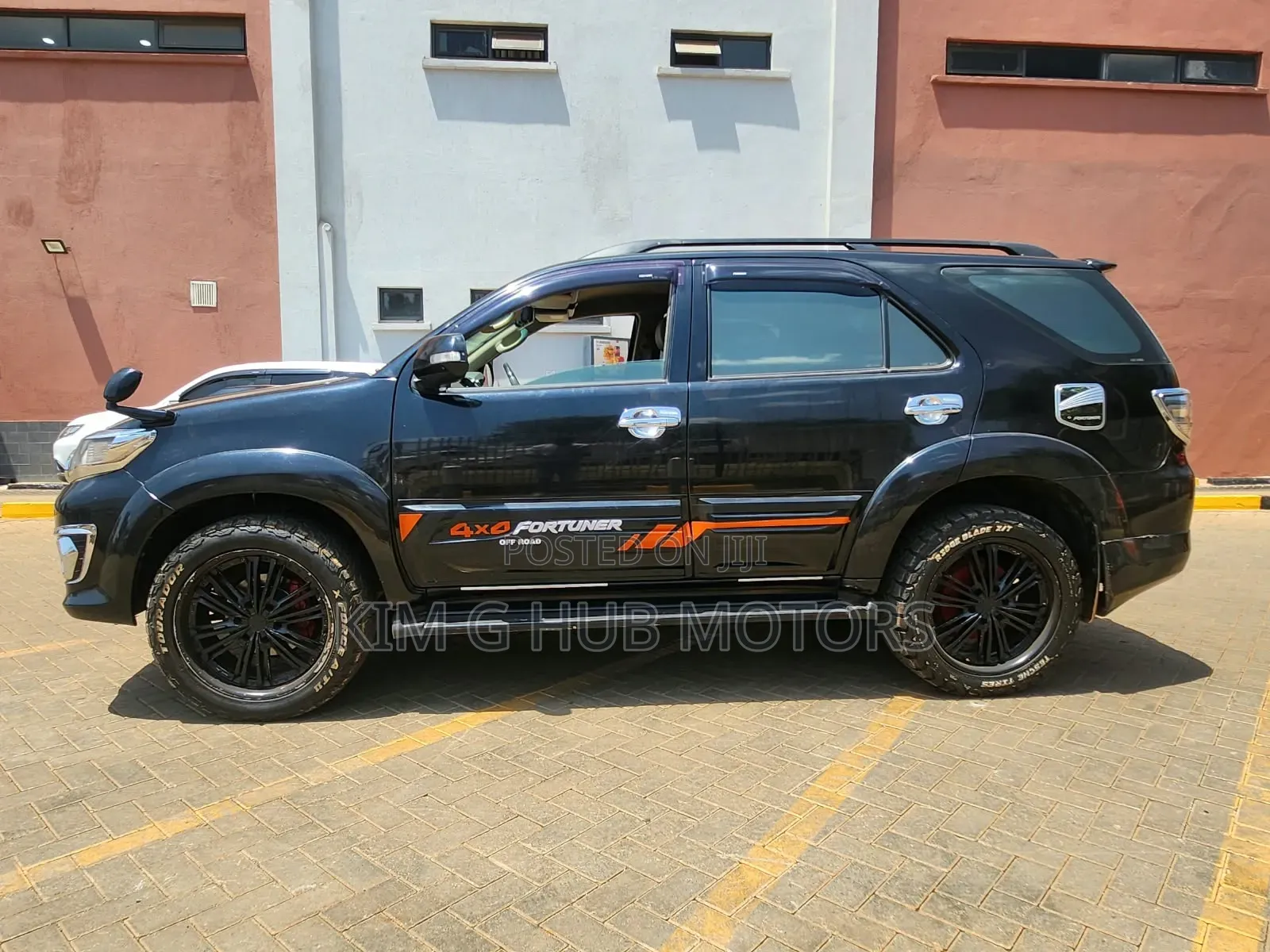 Toyota Fortuner 2014 Black