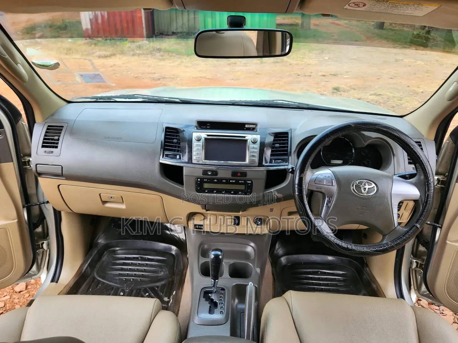 Toyota Fortuner 2012 Silver