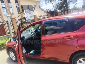Nissan Note 2013 Red