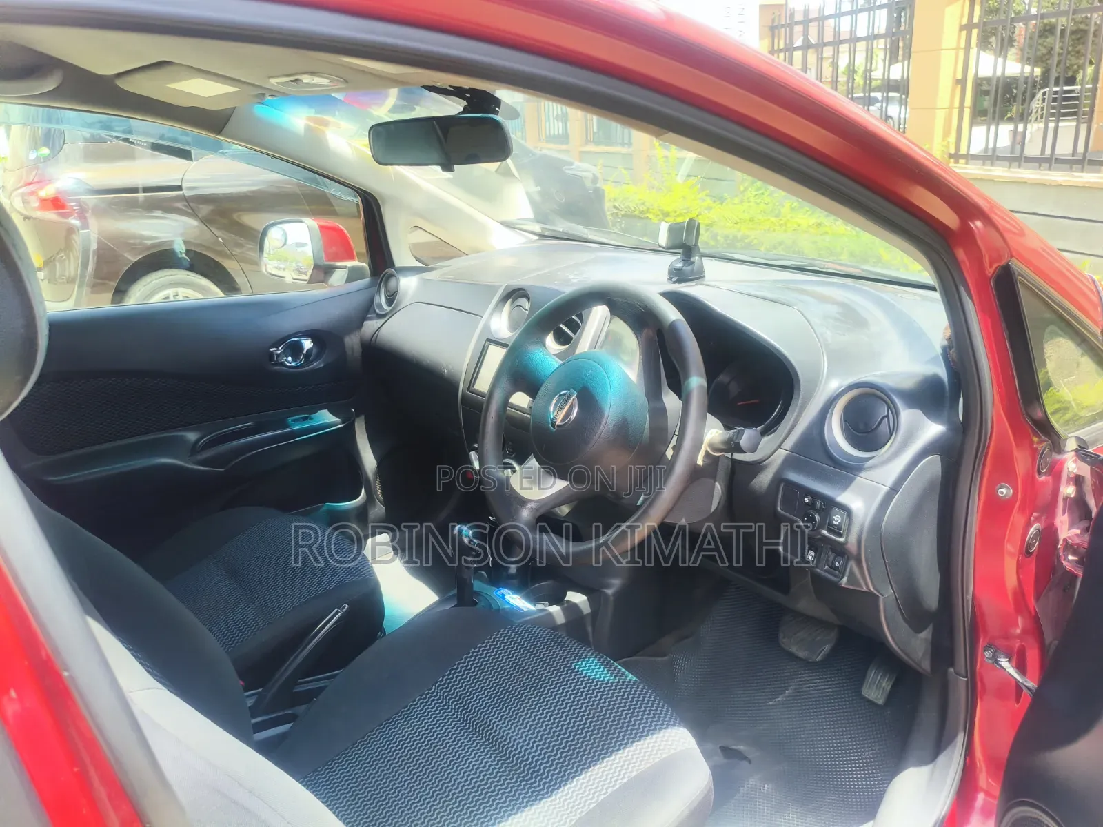 Nissan Note 2013 Red