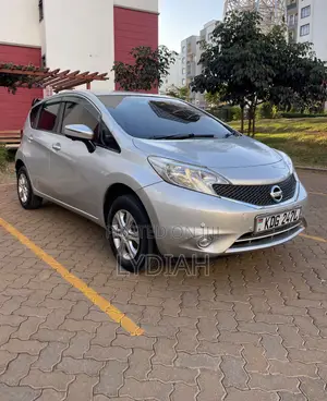 Nissan Note 2014 Silver