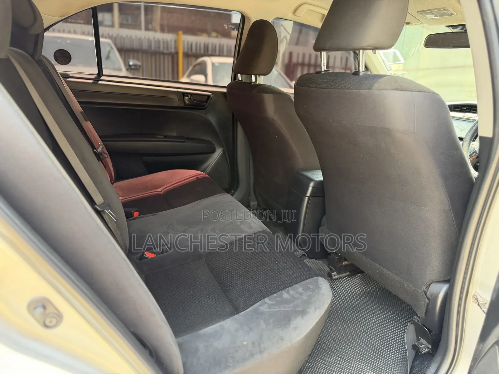 Toyota Axio 2018 Silver