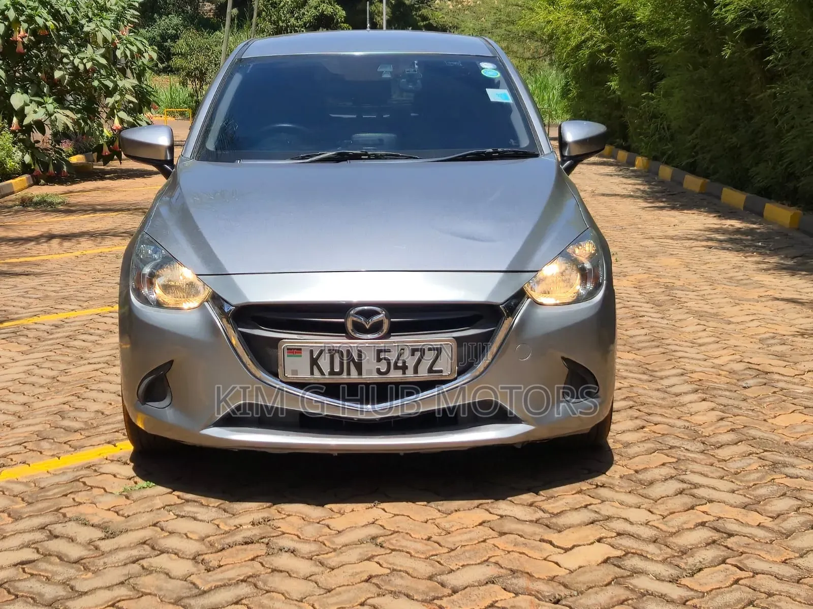 Mazda Demio 2016 Silver