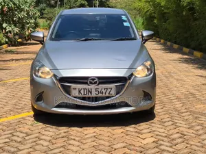 Mazda Demio 2016 Silver