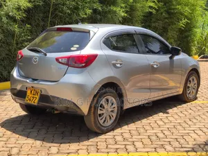 Mazda Demio 2016 Silver