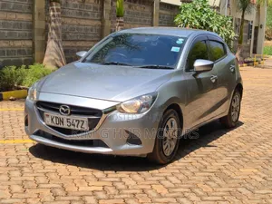 Mazda Demio 2016 Silver