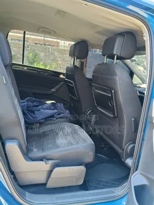 Volkswagen Touran 2016 Blue