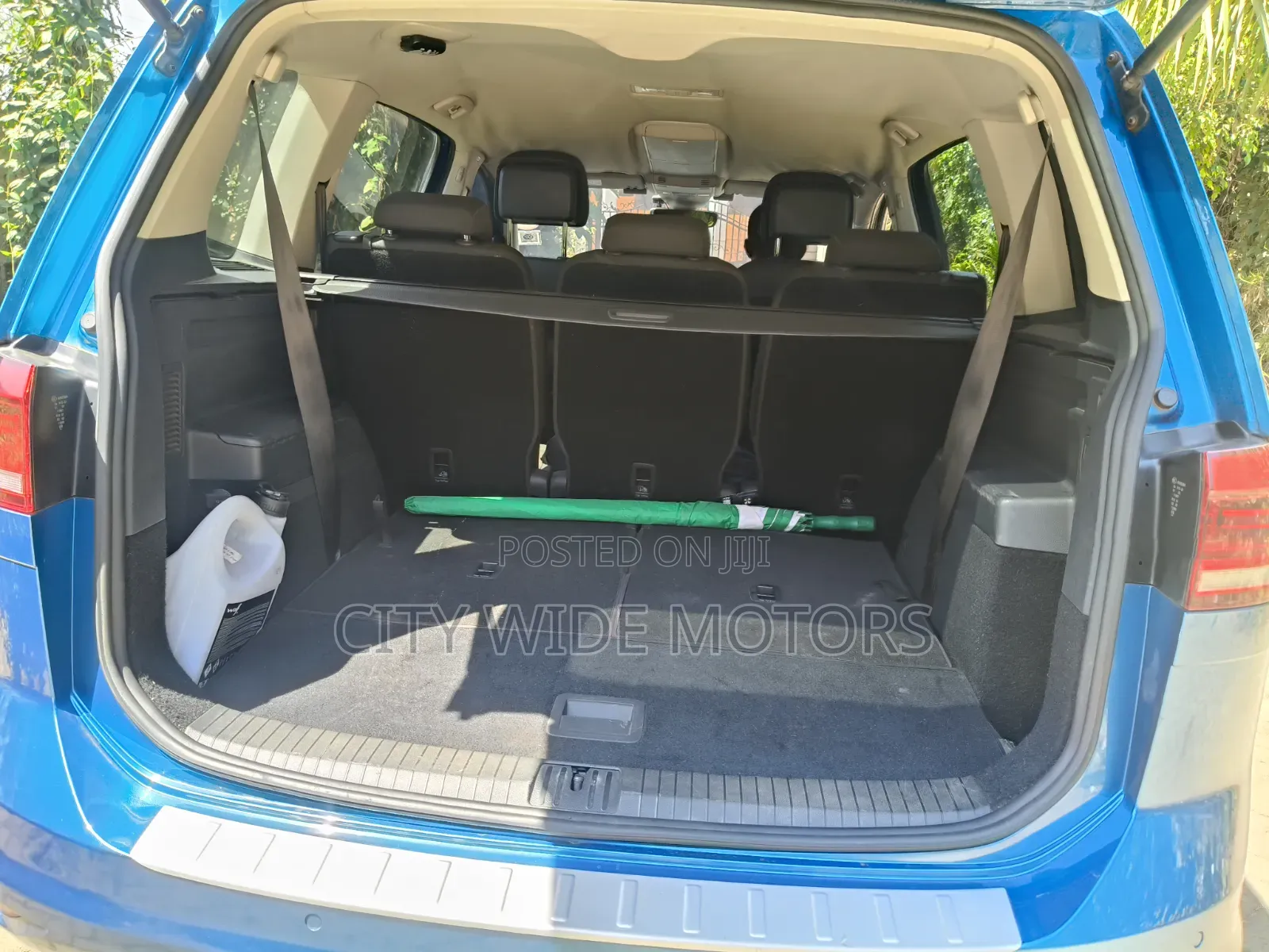 Volkswagen Touran 2016 Blue