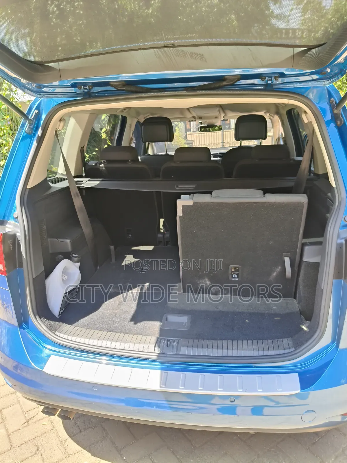 Volkswagen Touran 2016 Blue