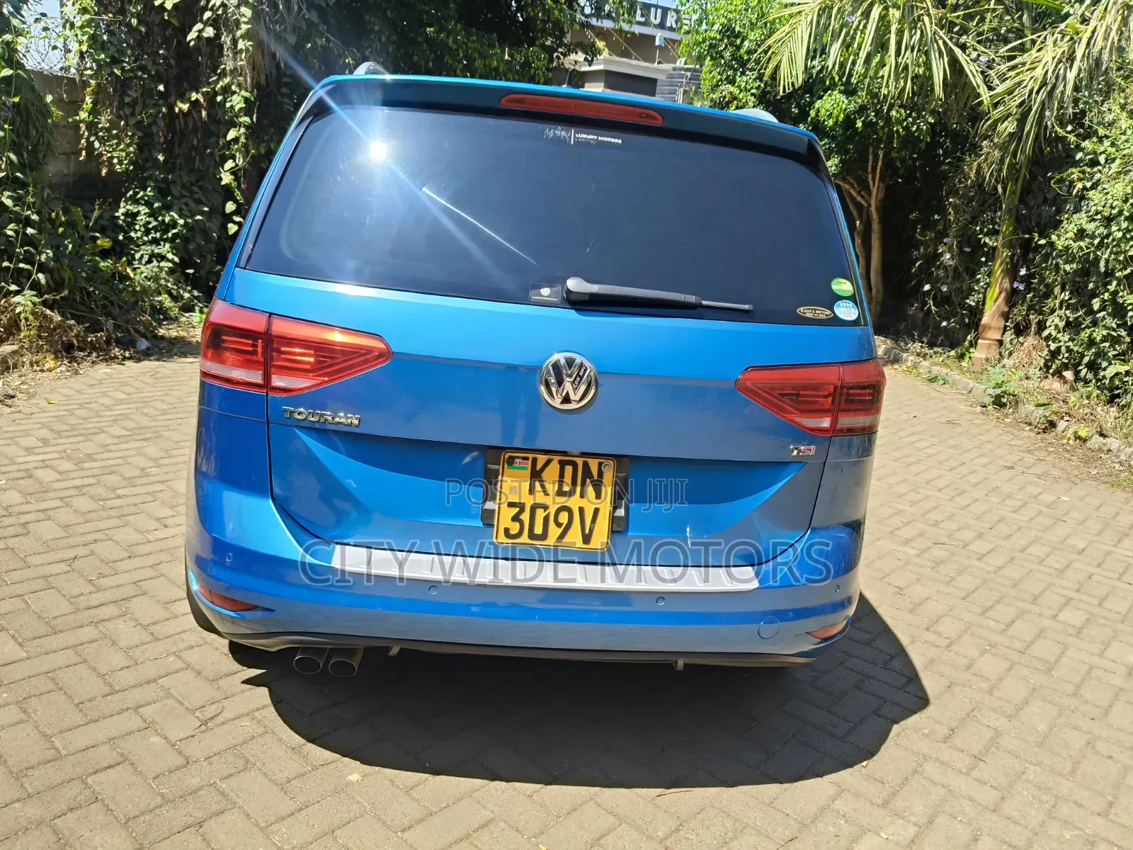 Volkswagen Touran 2016 Blue