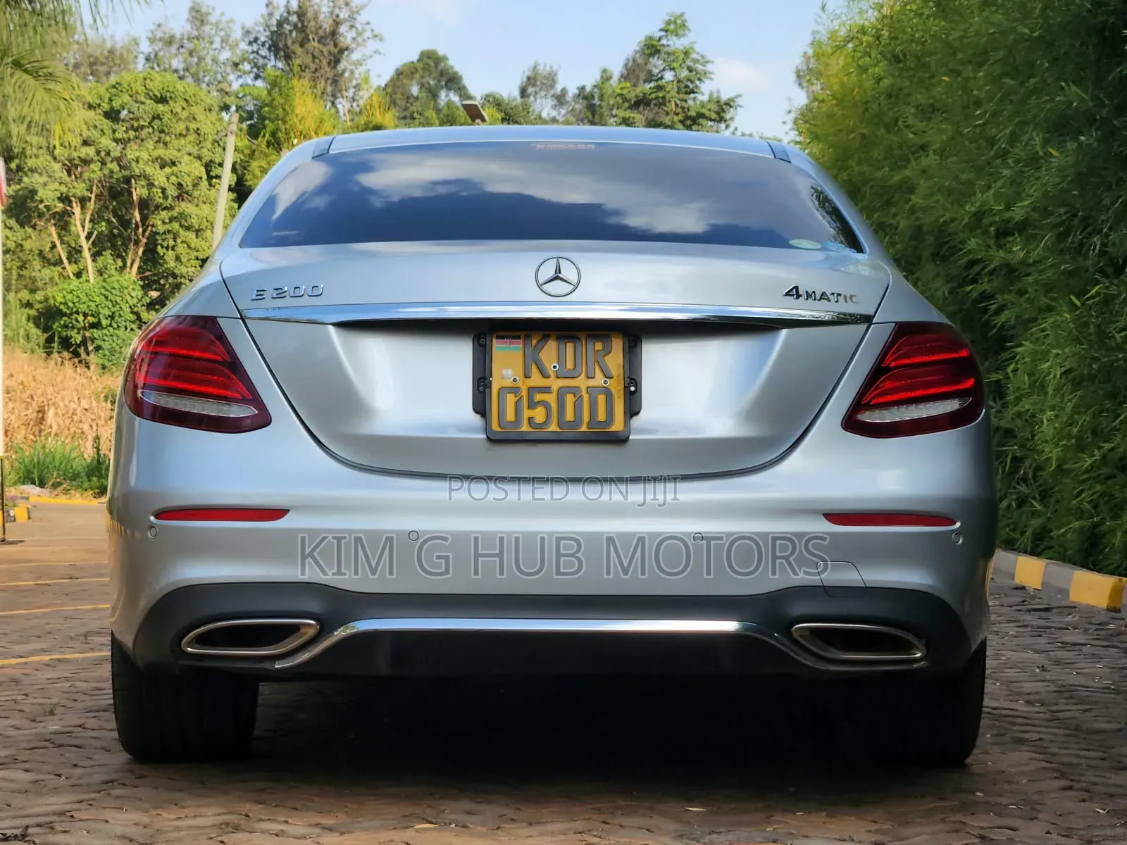Mercedes-Benz E200 2017 Silver