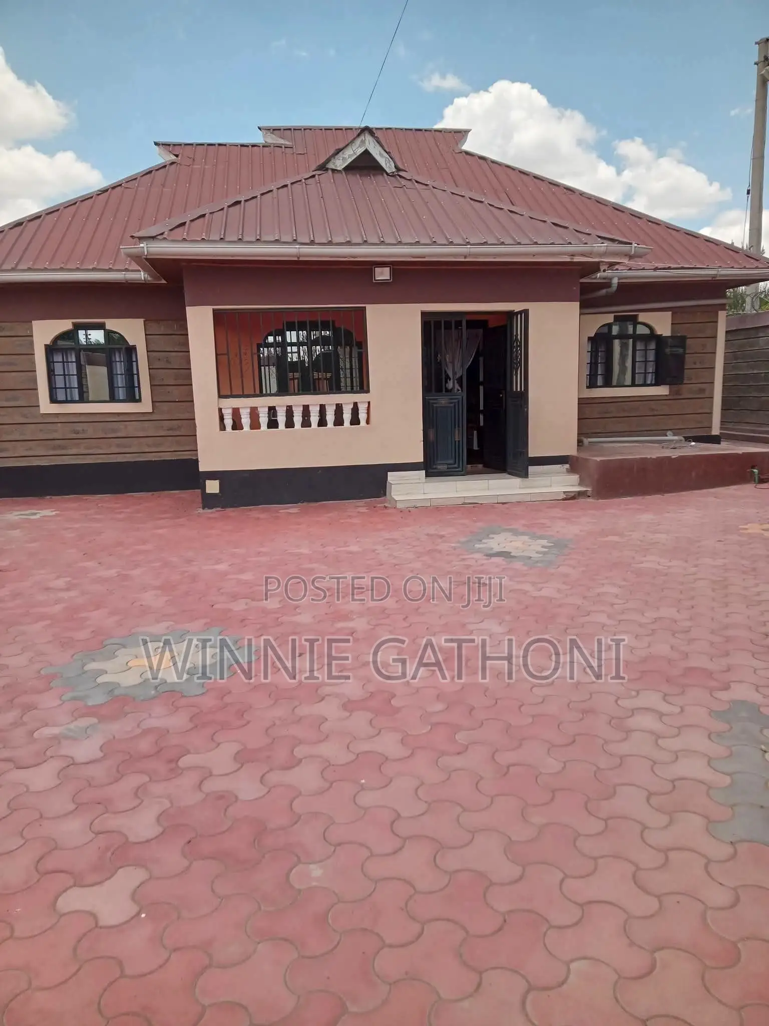 3bdrm Bungalow in Kantafu, Koma Hills Area for sale