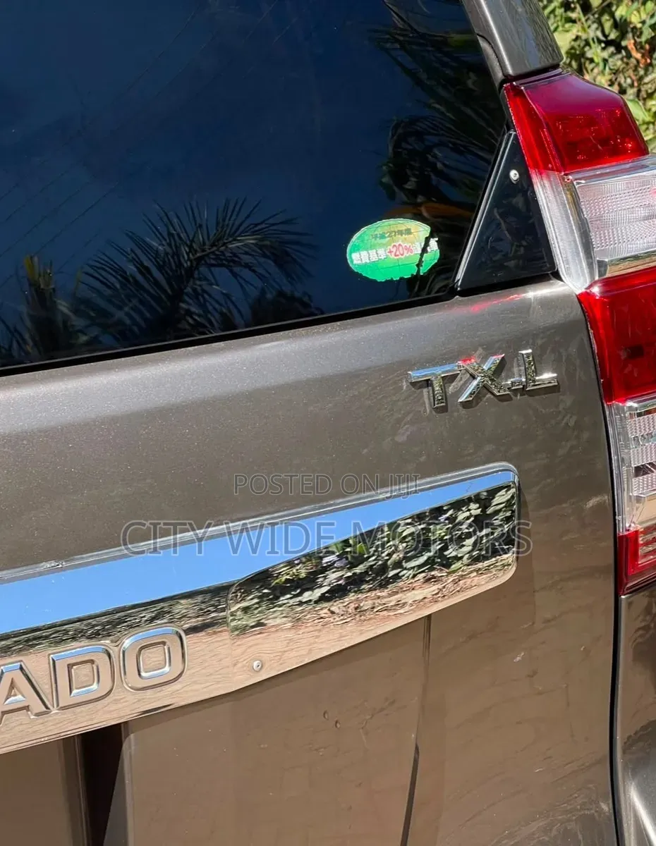 Toyota Land Cruiser Prado 2.8 D-4D 2016 Gold