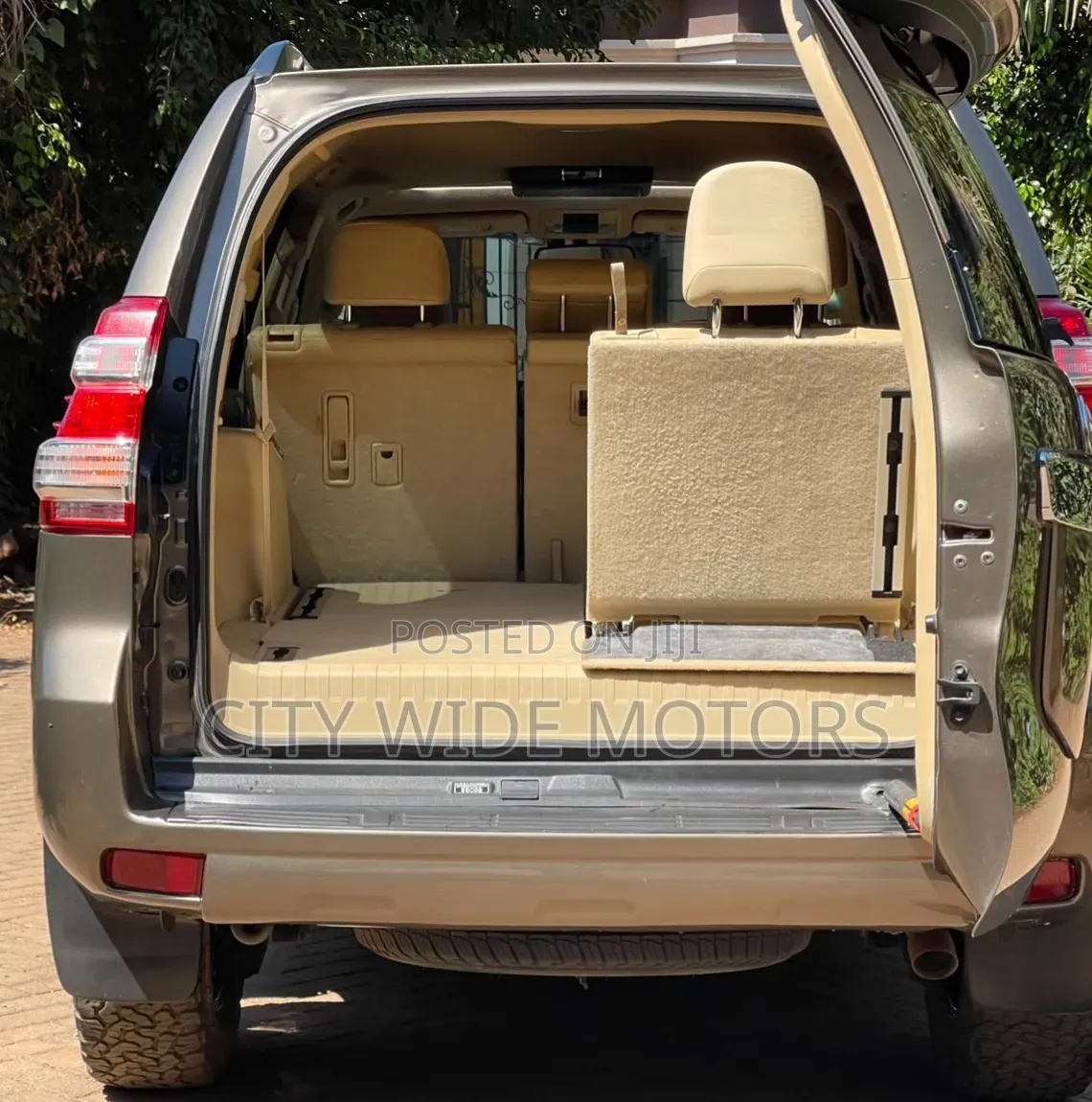 Toyota Land Cruiser Prado 2.8 D-4D 2016 Gold