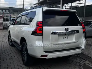 Toyota Land Cruiser 2019 White
