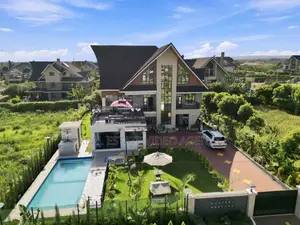 Real Estate Video Production(Reels. Housetours, Drone)