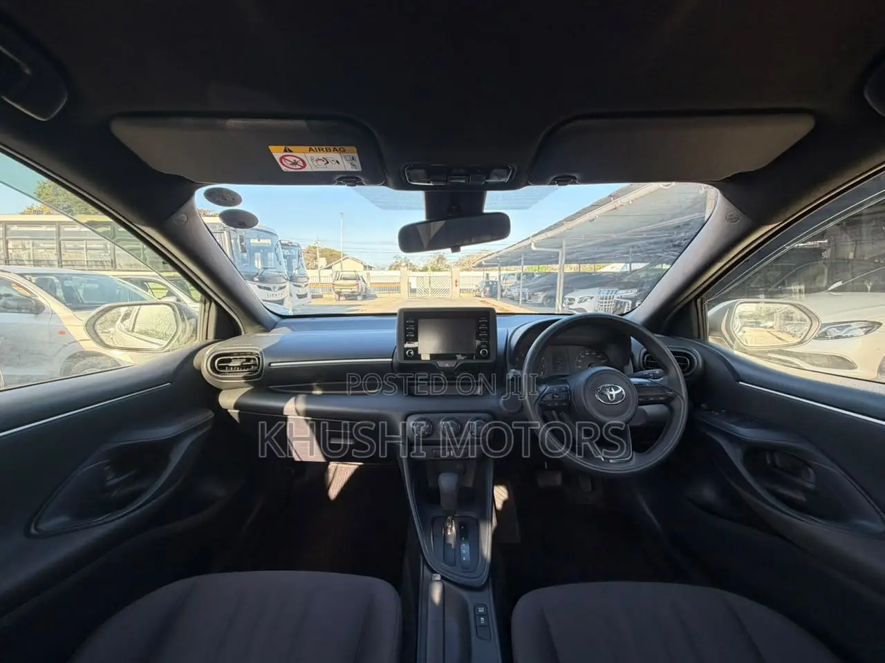 Toyota Yaris 2020 Silver