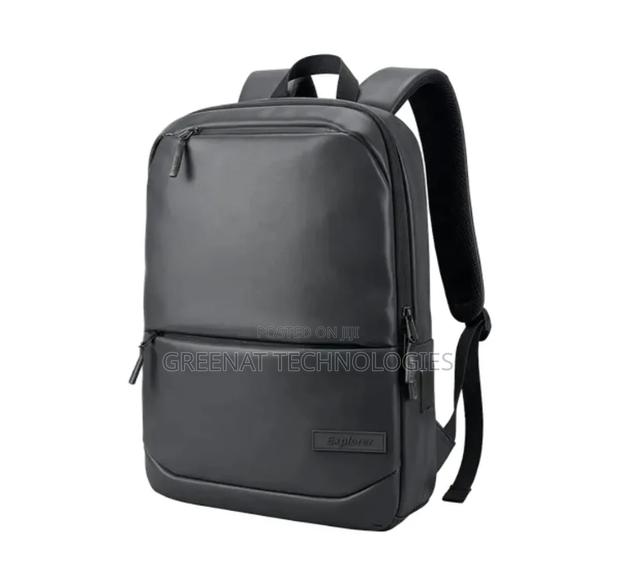 Oraimo DuraLite OHDB-003 Waterproof Spacious Charging Backpack