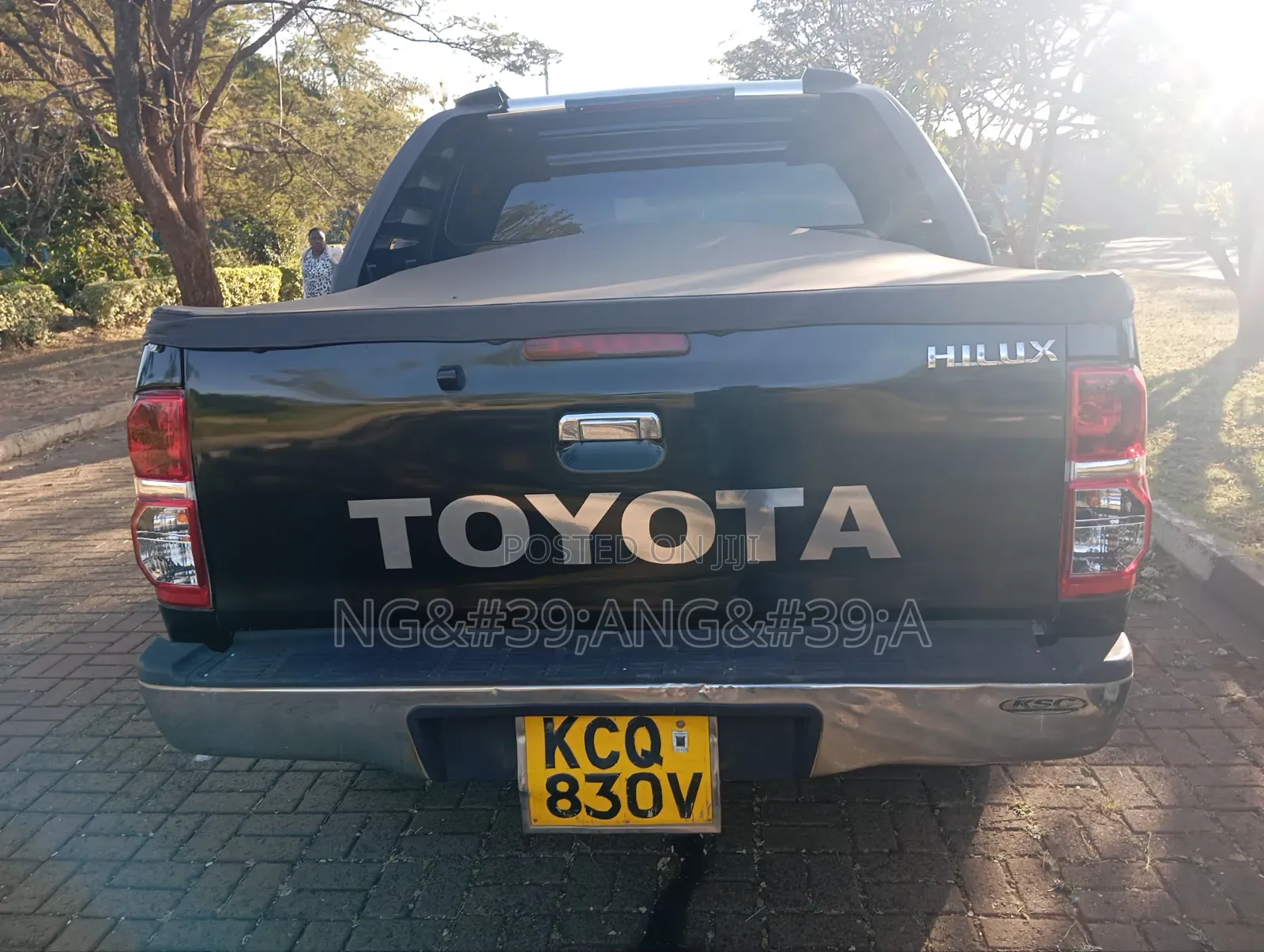 Toyota Hilux 2012 Black