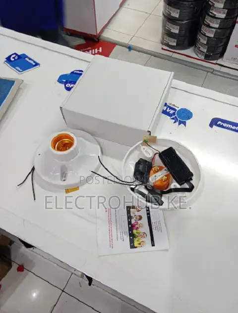 Hidden Spy Camera Light Bulb Holder WiFi Security Cam