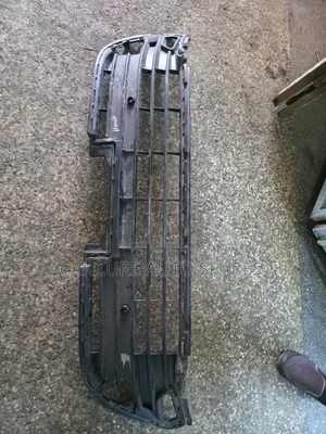 Harrier New Model Lower Bumper Grill Kichungi