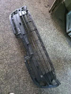 Harrier New Model Lower Bumper Grill Kichungi