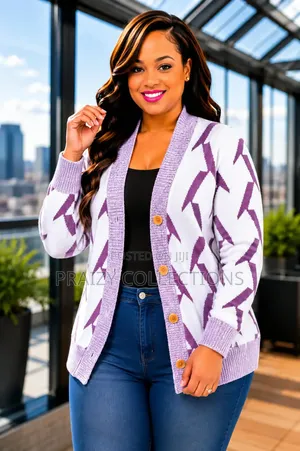 Geometric v-Neck Knit Cardigan; Women Buttoned Sweater