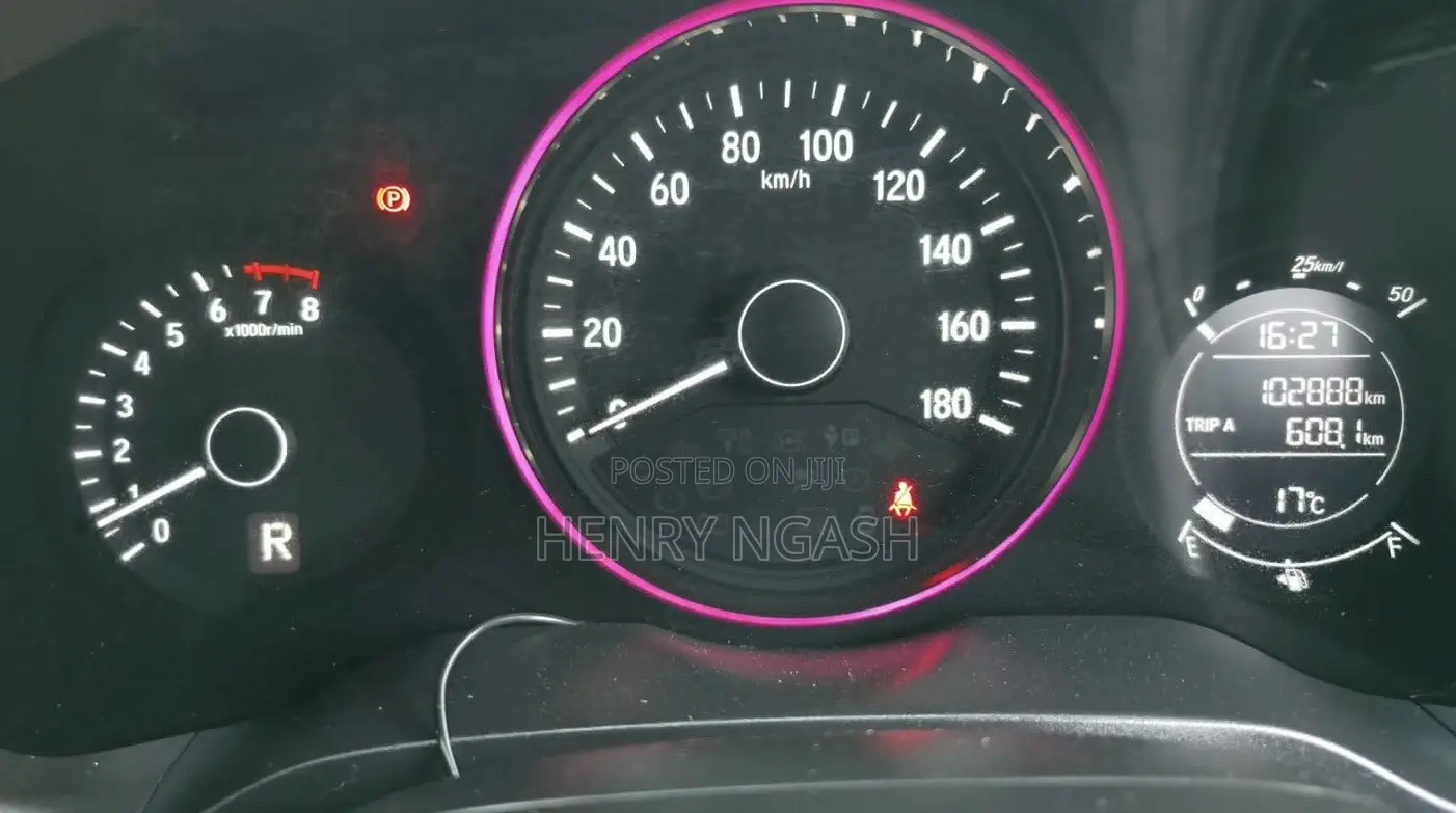 Honda Vezel 2015 Silver