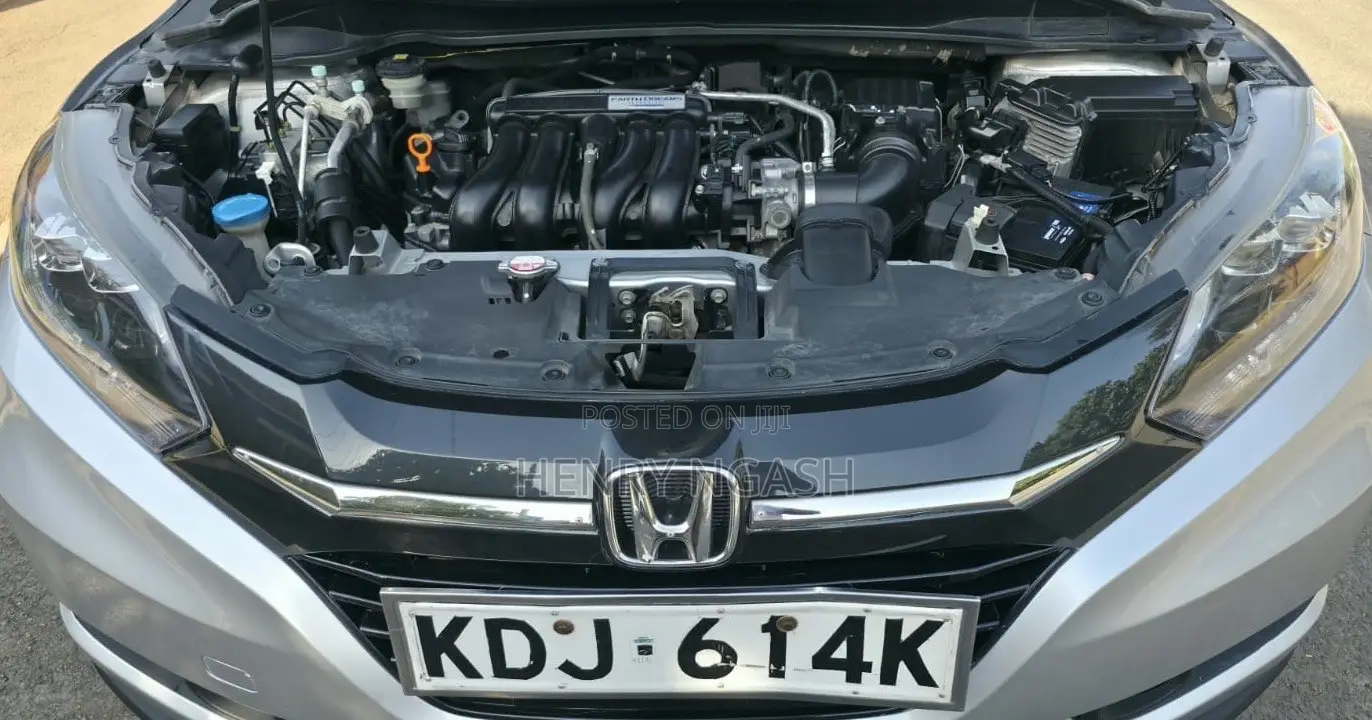 Honda Vezel 2015 Silver