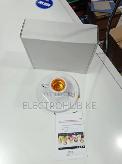 Indoor Hidden Spy Cam Designed as Bulb Holder