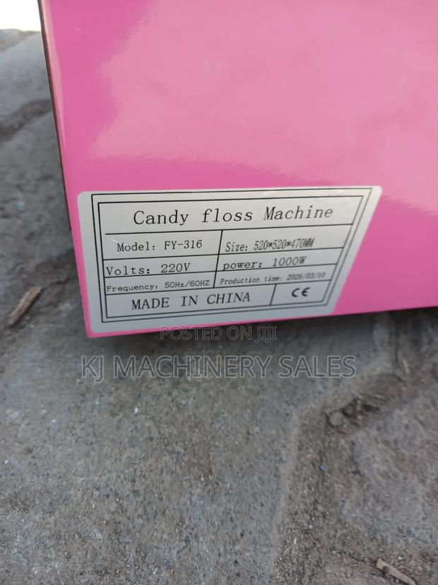Cotton Candy Making Machine - thumbnail 2