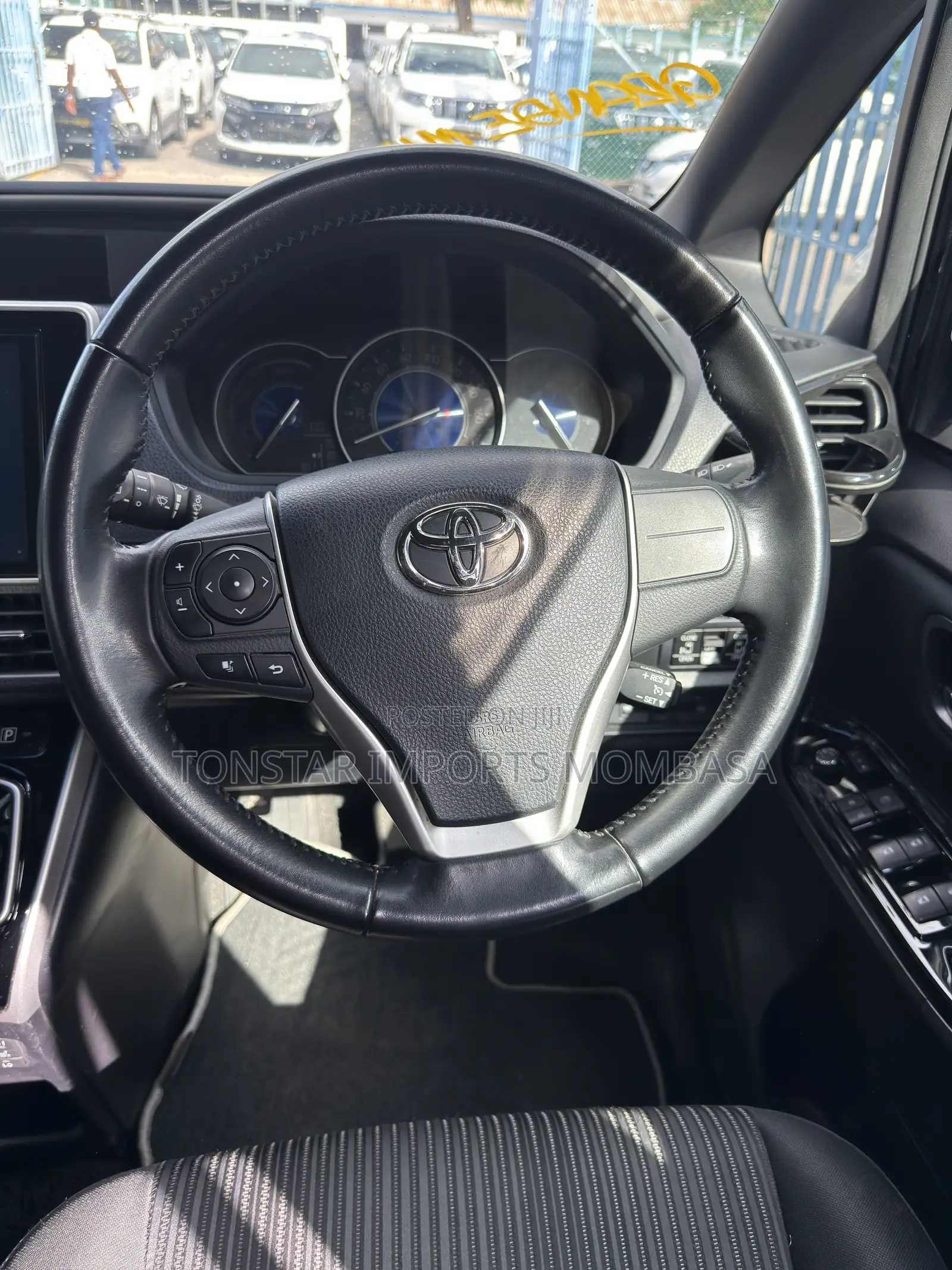 Toyota Voxy Hybrid ZS 2WD 7-Seater 2019 Black