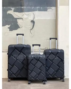 Unbreakable Suitcase Size 3 , 3 in 1